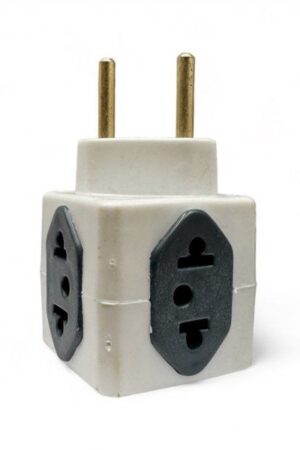 Adaptador Pino Cubo 4 Saídas 10A