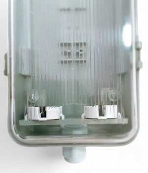 Luminária Hermética Sobrepor P/T8 2X 120CM IP65